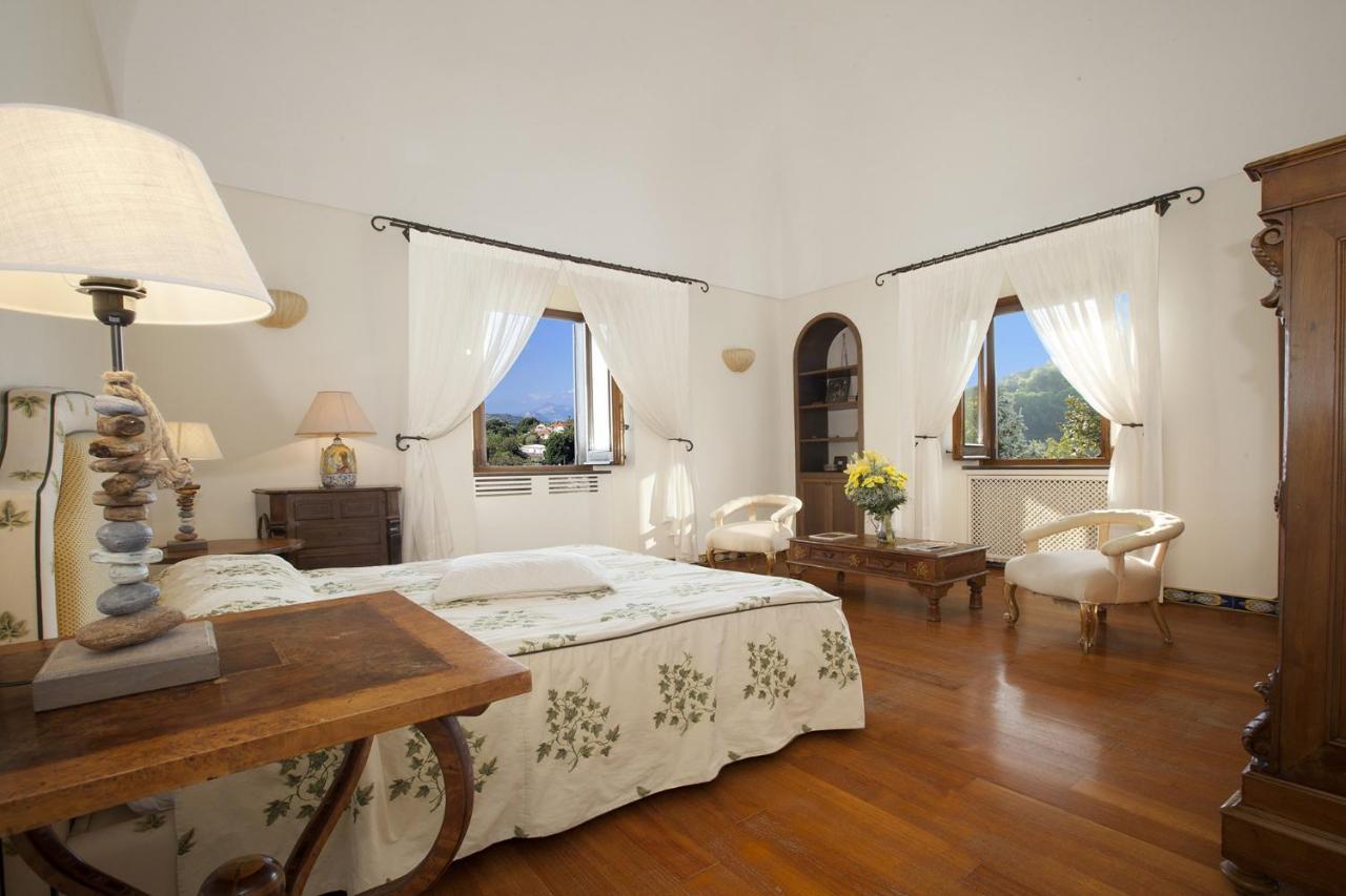 Amore Rentals - Residence Bosco SantʼAgata sui Due Golfi Exteriör bild